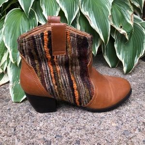 Tan Ankle boots